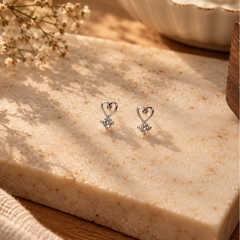 Open Heart Studs - NyuMe