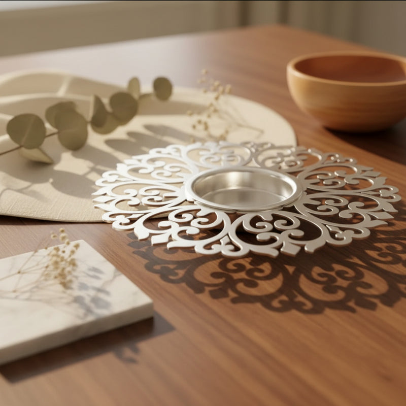 Medallion Silver Plated Tea-Light Holder - NyuMe