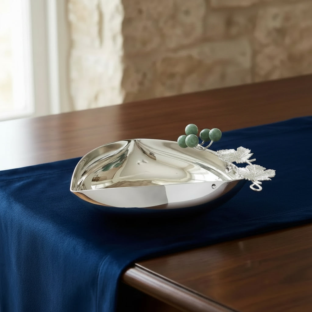Vine Leaf Silver Plated Triangle Bowl - NyuMe